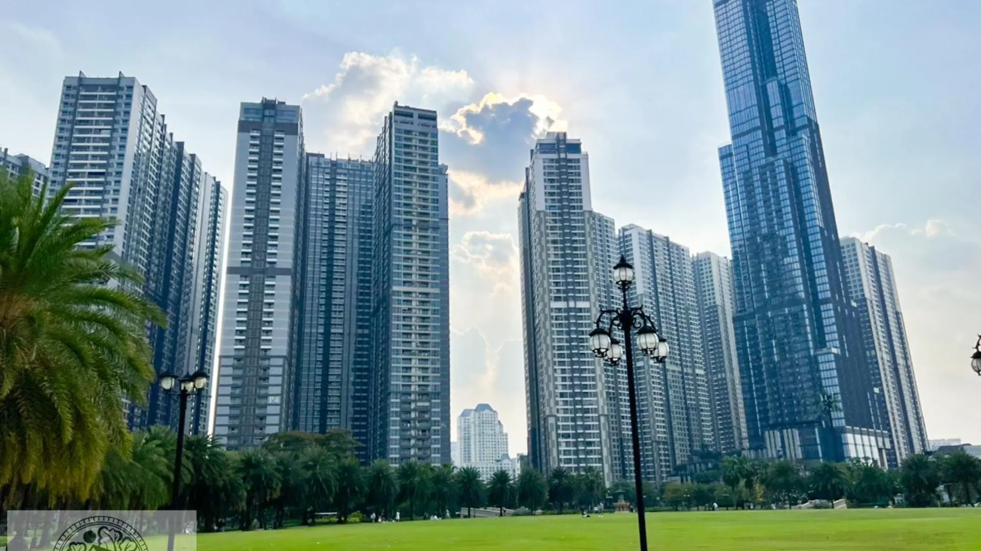 Apartment Elite Landmark Plus Saigon Riverside Vietnam