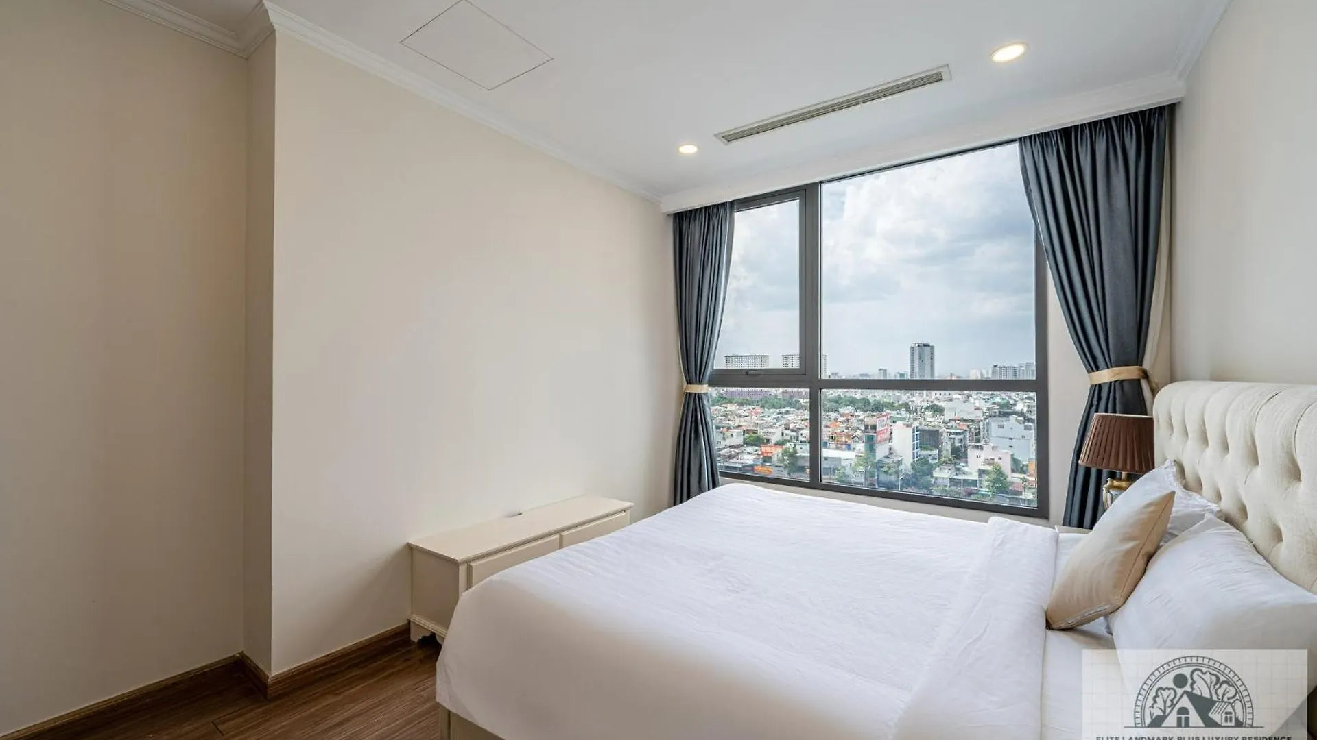 Apartment Elite Landmark Plus Saigon Riverside