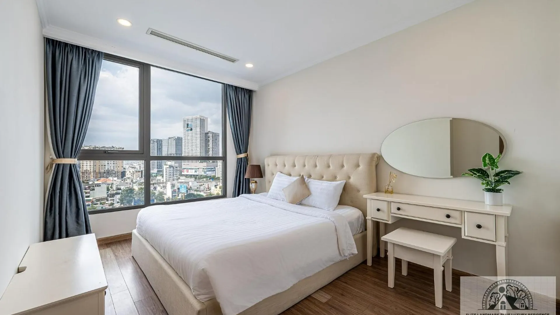 Elite Landmark Plus Saigon Riverside Apartment