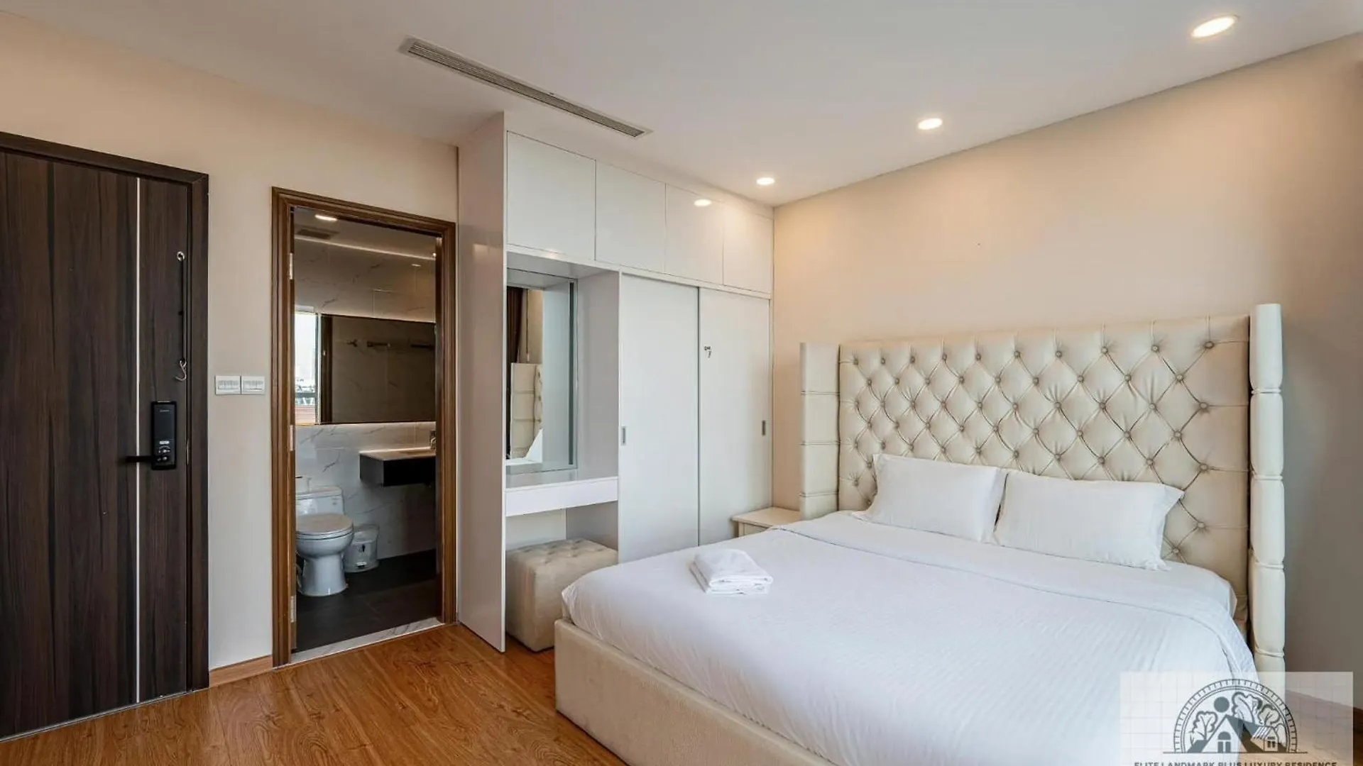Apartment Elite Landmark Plus Saigon Riverside