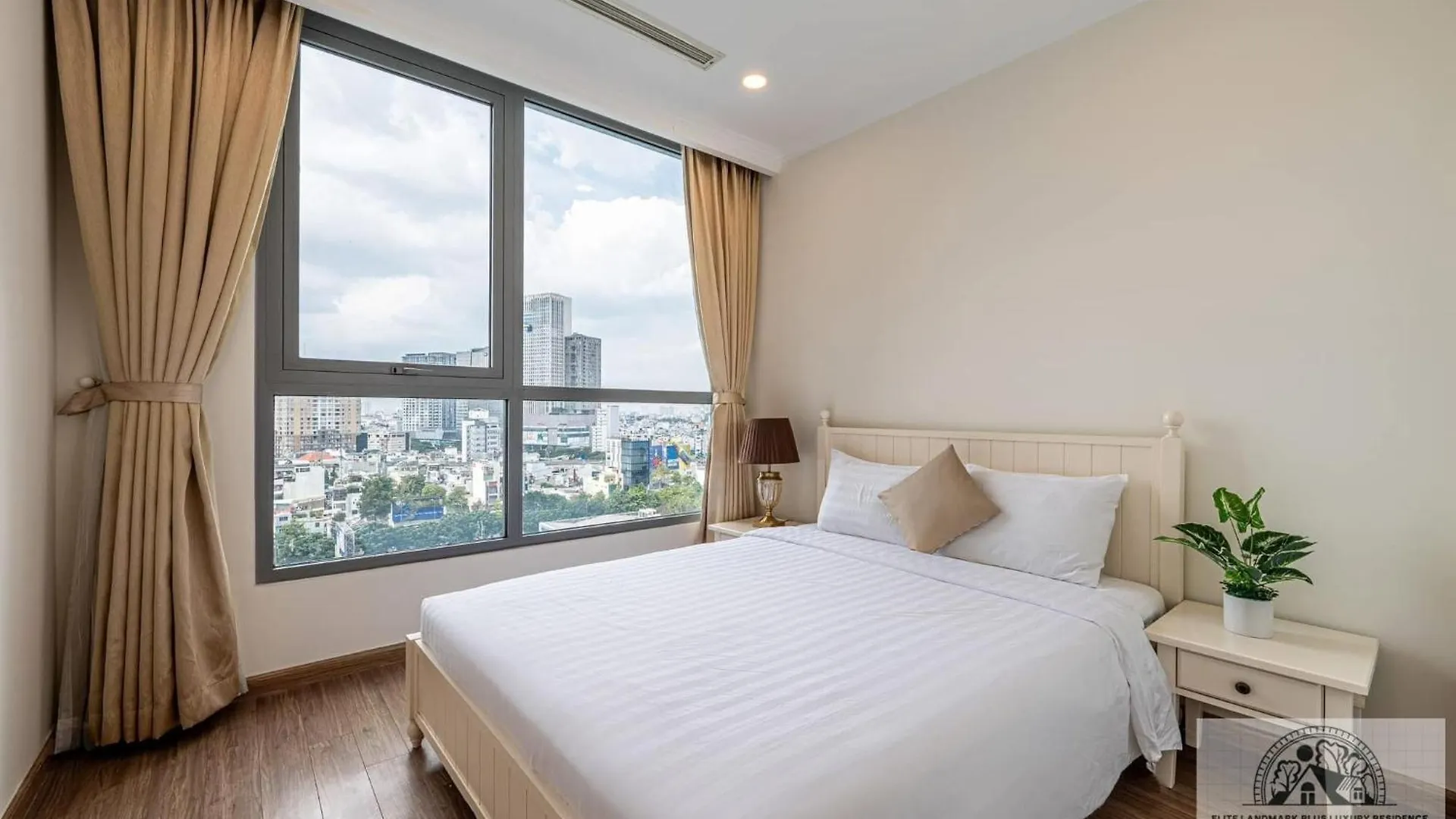 Elite Landmark Plus Saigon Riverside Хошимин 0*,