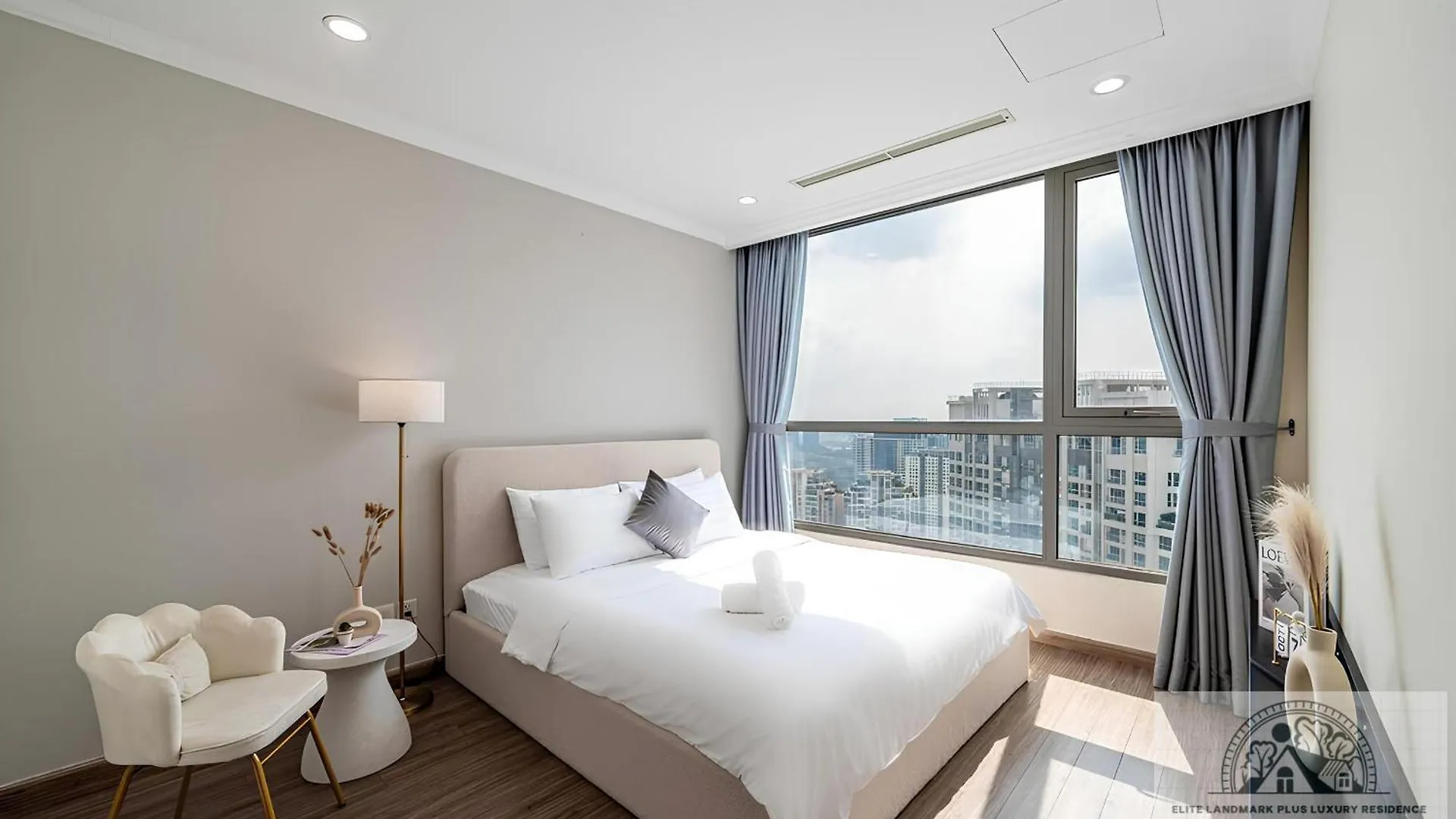Elite Landmark Plus Saigon Riverside Хошимин Апартаменты